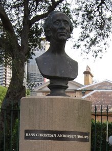 The replica bust of Hans Christian Andersen, 2009